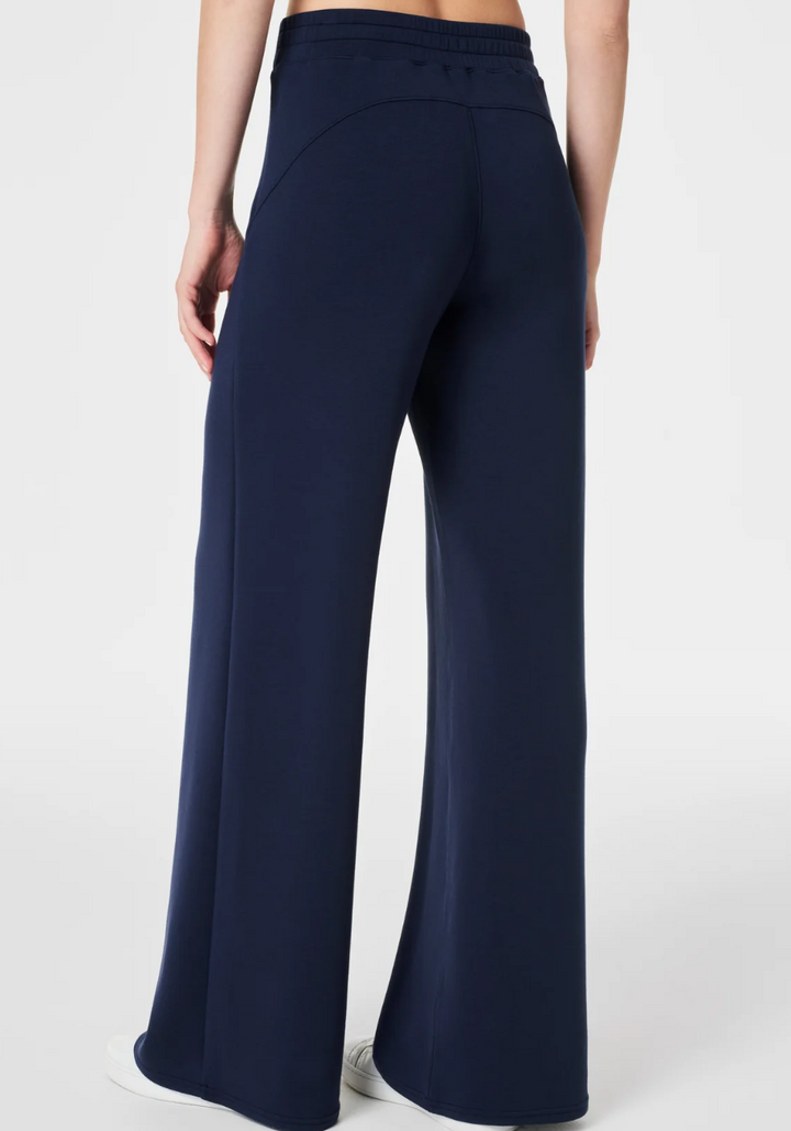 SPANX AirEssentials Wide Leg Pant