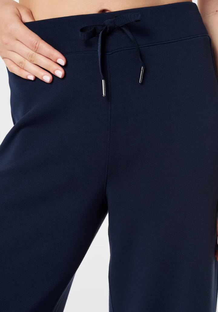 SPANX AirEssentials Wide Leg Pant