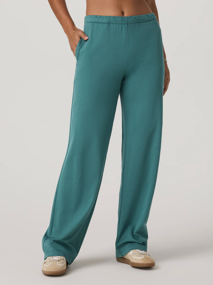 Vuori Halo Modern Straight Leg Pant