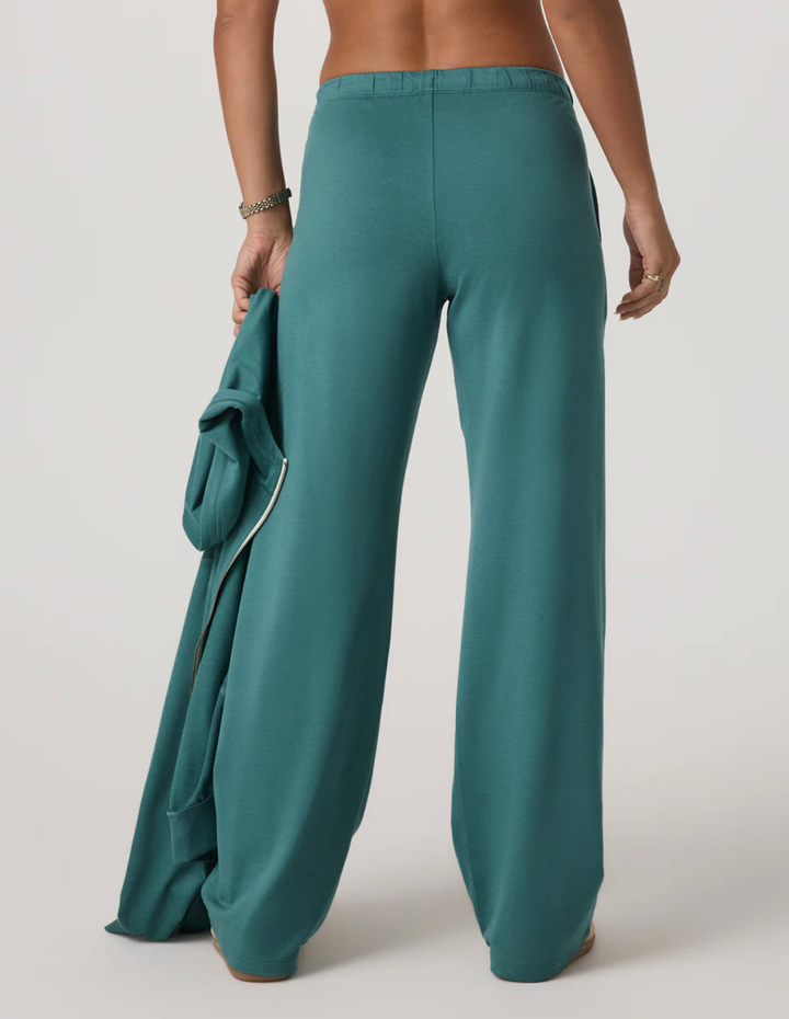 Vuori Halo Modern Straight Leg Pant