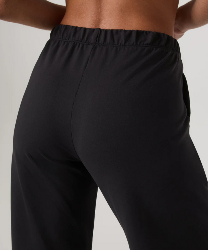 Vuori Halo Modern Straight Leg Pant