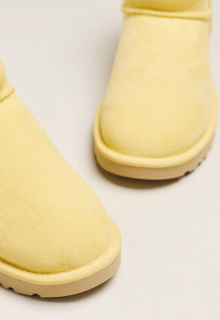 UGG Classic Ultra Mini