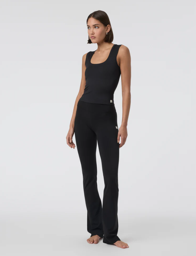 Vuori AllTheFeels Slim Flare