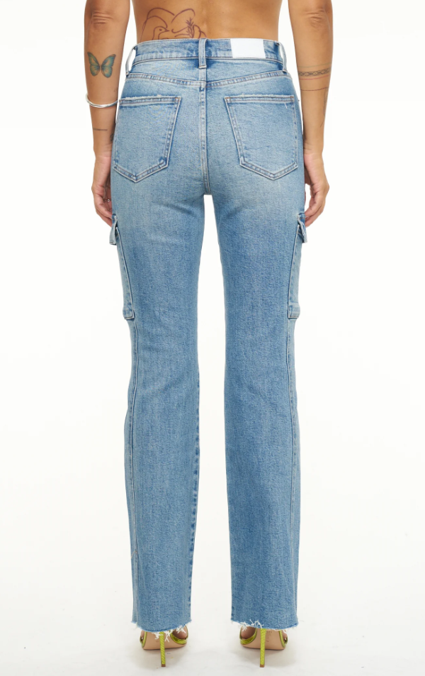 Pistola Dana Cargo in Cliffside