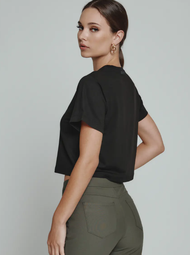 7 Diamonds Core Relaxed Crop Crew Tee