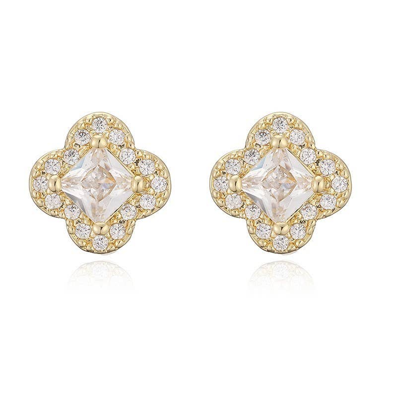 Lucky Sparkle Stud Earrings