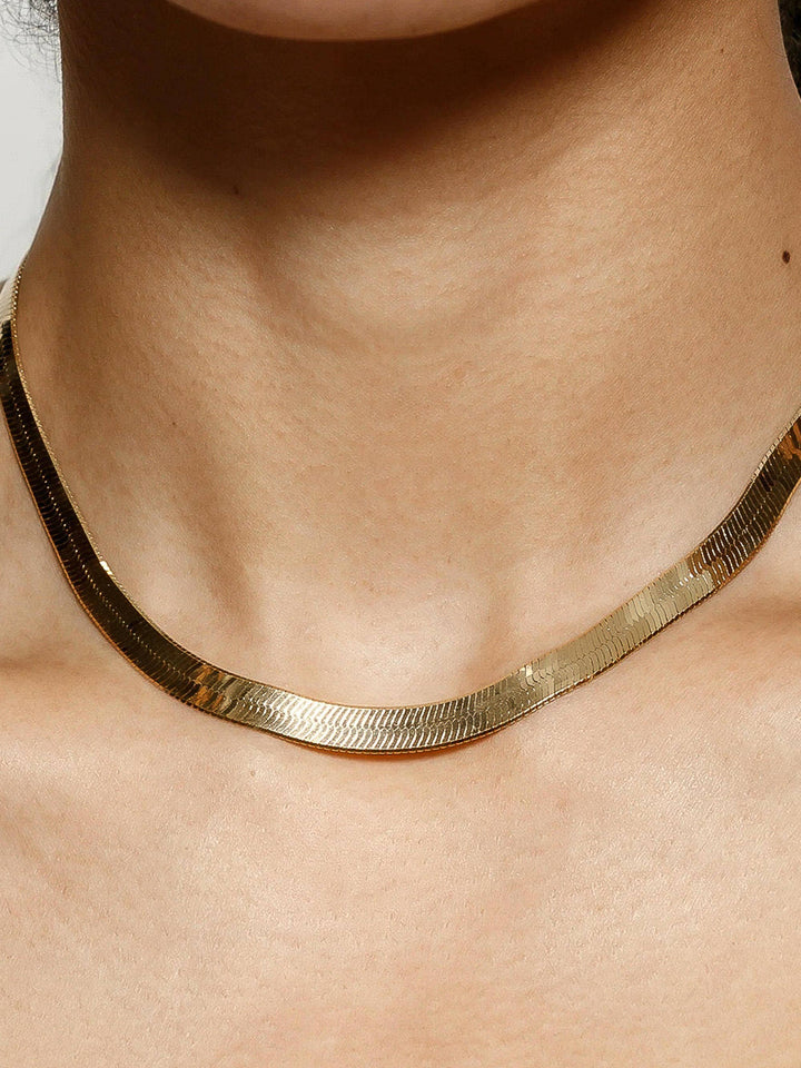 Sleek Situation Necklace