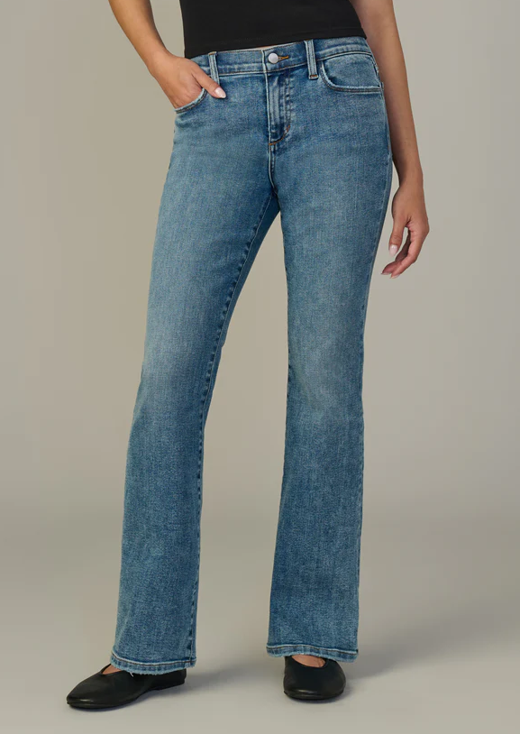 Joes Jeans The Provocateur Petite Bootcut in Fixated