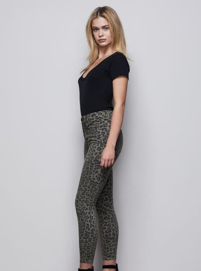 Good American Good Waist Crop in Sage Leopard