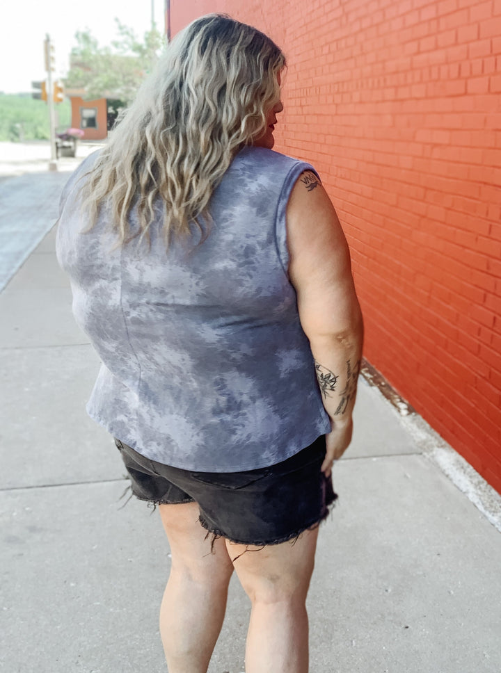 Simply Stylish Pocket Tank