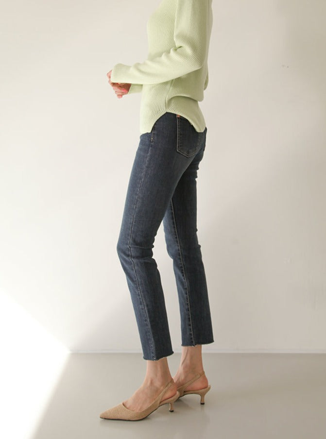 Presley Original Fit Cigarette Cropped Jeans