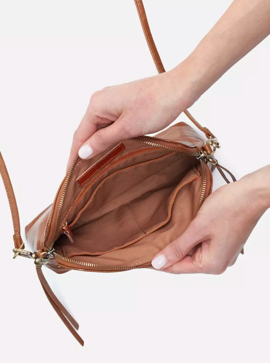 Hobo Reeva Crossbody