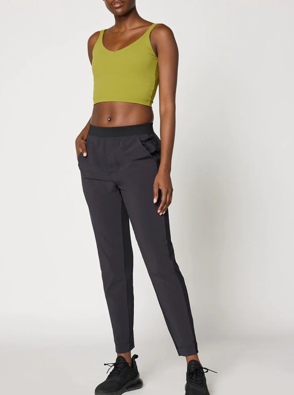 MPG Trek Slim Leg Pant